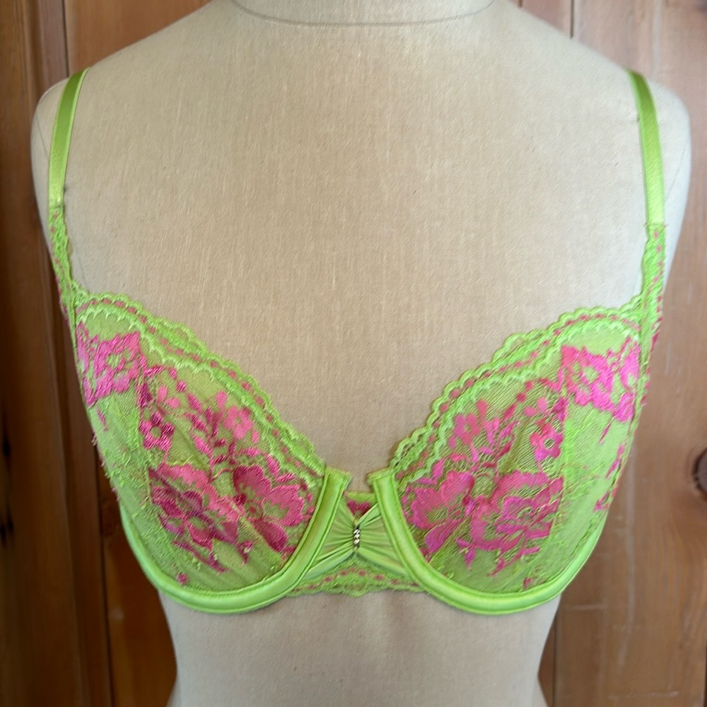 Victoria’s Secret, Unlined Demi Lace Bra